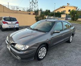 Renault Megane Mégane 1.4 16V cat RTE