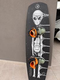 Tavola 145 + Boots 38 Wakeboard Slingshot