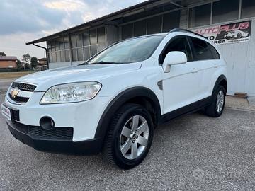 Chevrolet Captiva 2.0 VCDi 2WD 7 POSTI