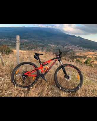 MTB KELLIS FULL