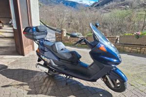 Yamaha Majesty YP 250 - 1999