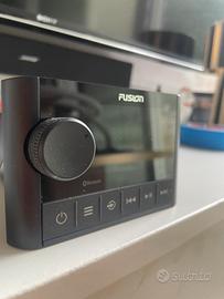 Radio da esterno per imbarcazione