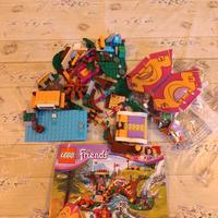 Lego Friends Rafting al camping