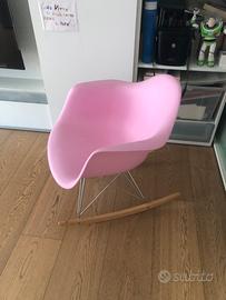 Sedia a dondolo replica Eames