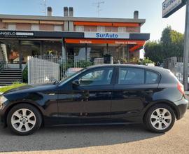 BMW 118 d 5 porte Attiva