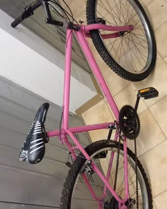 Mountain Bike rosa – cambio Shimano – ruote grandi