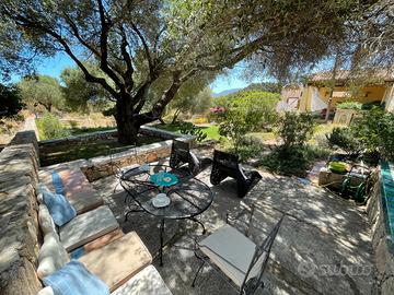 Villa indipendente a poca distanza da Olbia