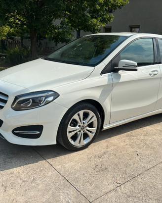 Mercedes B180d