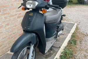 Honda SH 100