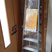 scala da casa nuova mai usata