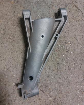 LIGIER JS50 BRACCIO SOSPENSIONE POSTERIORE SX