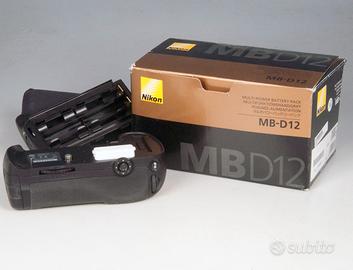 Nikon MB D12