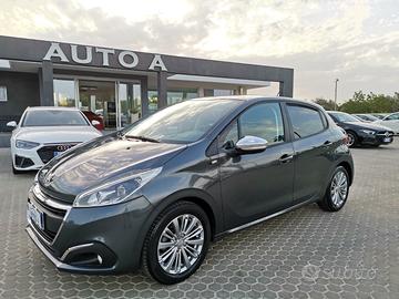 PEUGEOT 208 PureTech 82 5p. Style