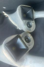 Montanti audio per auto