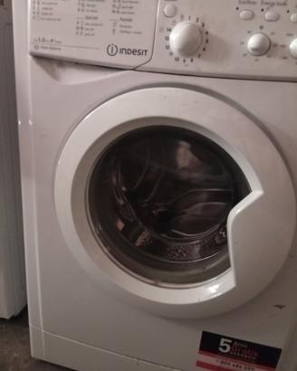 lavatrice Indesit 5kg 