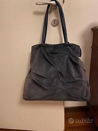 Coccinelle. Borsa grande pelle scamosciata