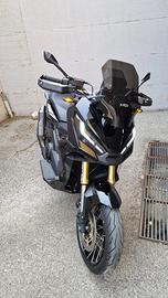 Xadv 750 2021