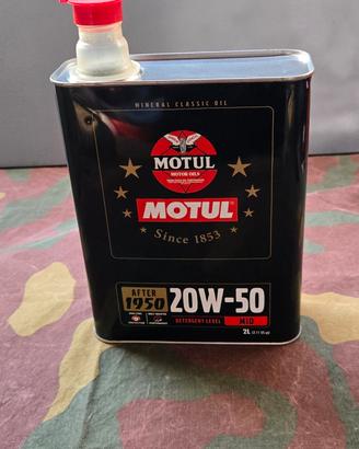 lattina vuota olio motore motul
