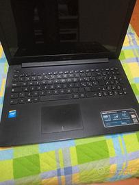 PC portatile ASUS.. 