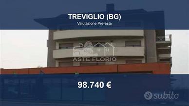 Immobile in asta di 90 m² con box auto a Treviglio