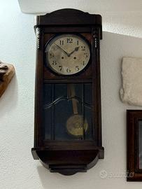 Antico Orologio a Pendolo 