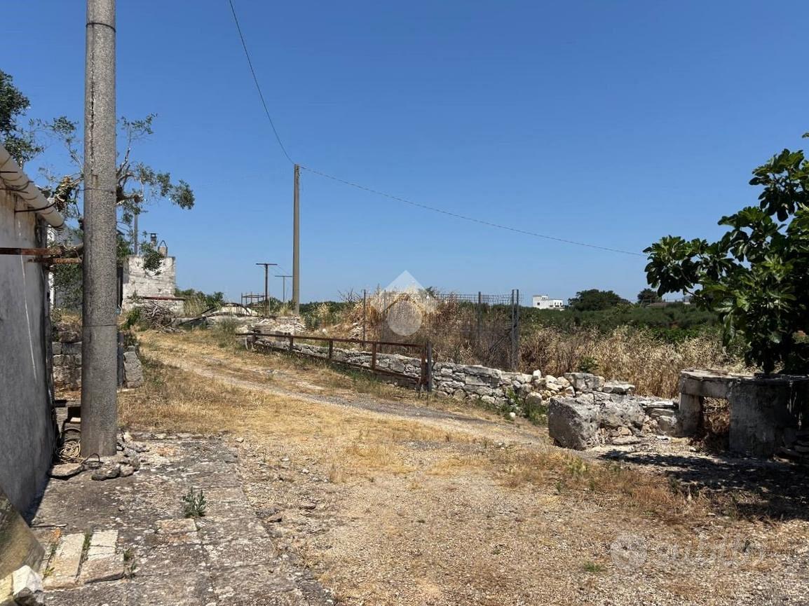 RUSTICO A MARTINA FRANCA - Vista 3