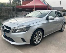 Mercedes-Benz A 180 d Sport auto my16 109 cv