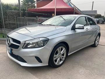 Mercedes-Benz A 180 d Sport auto my16 109 cv