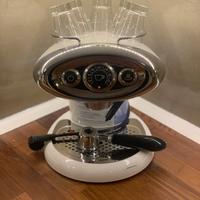 Macchina da caffè illy iperespresso