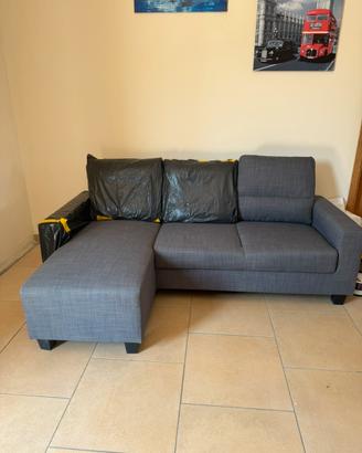 Divano Ikea grigio
