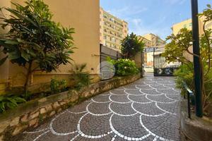 3 LOCALI A NAPOLI