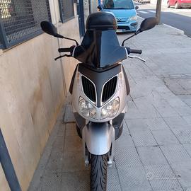 Aprilia Sportcity 200