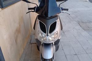 Aprilia Sportcity 200