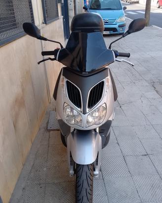 Aprilia Sportcity 200