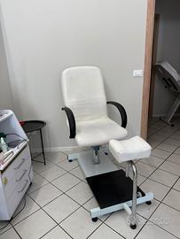 Poltrona podologica estetista