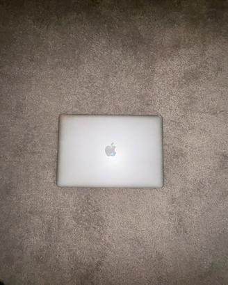 MacBook Pro 15” Retina (Mid 2015)
