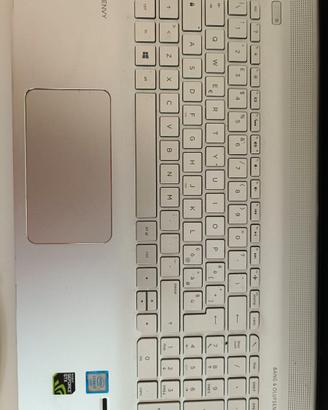 Computer usato HP Envy 15" i7 • 16 GB RAM • GTX 95