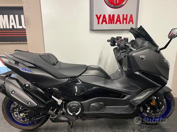 Yamaha T Max 560