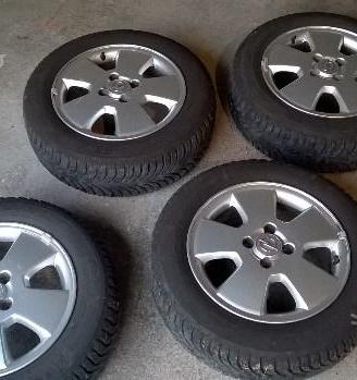 4 gomme lamellari + cerchi lega opel