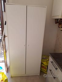 Armadio cucina bianco  doppia anta 