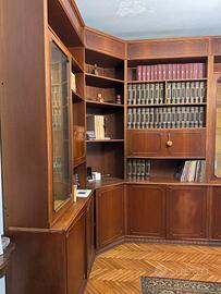 Studio anni '6' stile inglese in noce