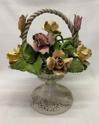 Soprammobile vaso fiori in porcellana Capodimonte