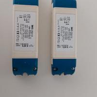 2 Alimentatori per strisce LED 12 V - 1,4 A
