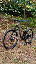 ebike PIVOT SHUTTLE AM 2026 Bosch Race Gen 5 tg M