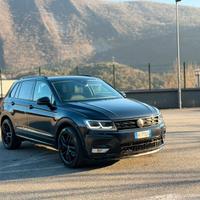 Volkswagen Tiguan R-Line – Total Black