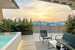 Attico / Mansarda di 188 m² con 4 locali e box aut
