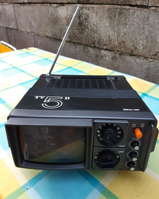 SCONTATISSIMO Tv 5 pollici Inno - Hit TV 5B