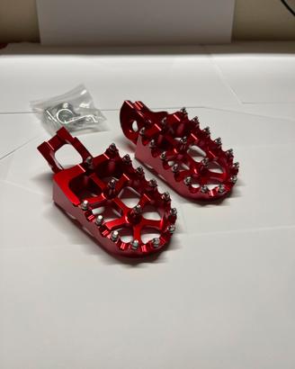 Pedane ergal rosse
