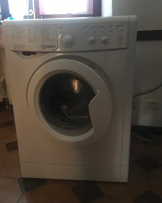Lavatrice INDESIT classe A++