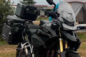 Triumph Tiger rally explorer 1200 